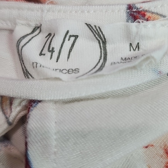 Maurices White Floral‎ Top Twist Bottom V-Neck Blouse Size M EUC - Picture 7 of 7